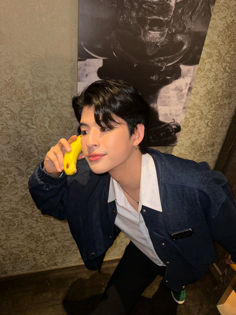 mmarkpkk's tweet photo. 🍌 โบ๋ว่าไง โก๋ทรงกล้วยได้มั้ย https://t.co/8unpKcldbS