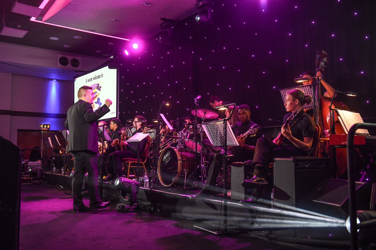 What a great night and performance from all of <a href="/LutonYouthFunk/">Luton Youth Funk</a> at the <a href="/lutoncouncil/">Luton Council</a> Excellence Awards this week.

📸 Peter Ryan

@thelutonmix <a href="/LutonRising/">Luton Rising</a> <a href="/love_luton/">Love Luton</a>
