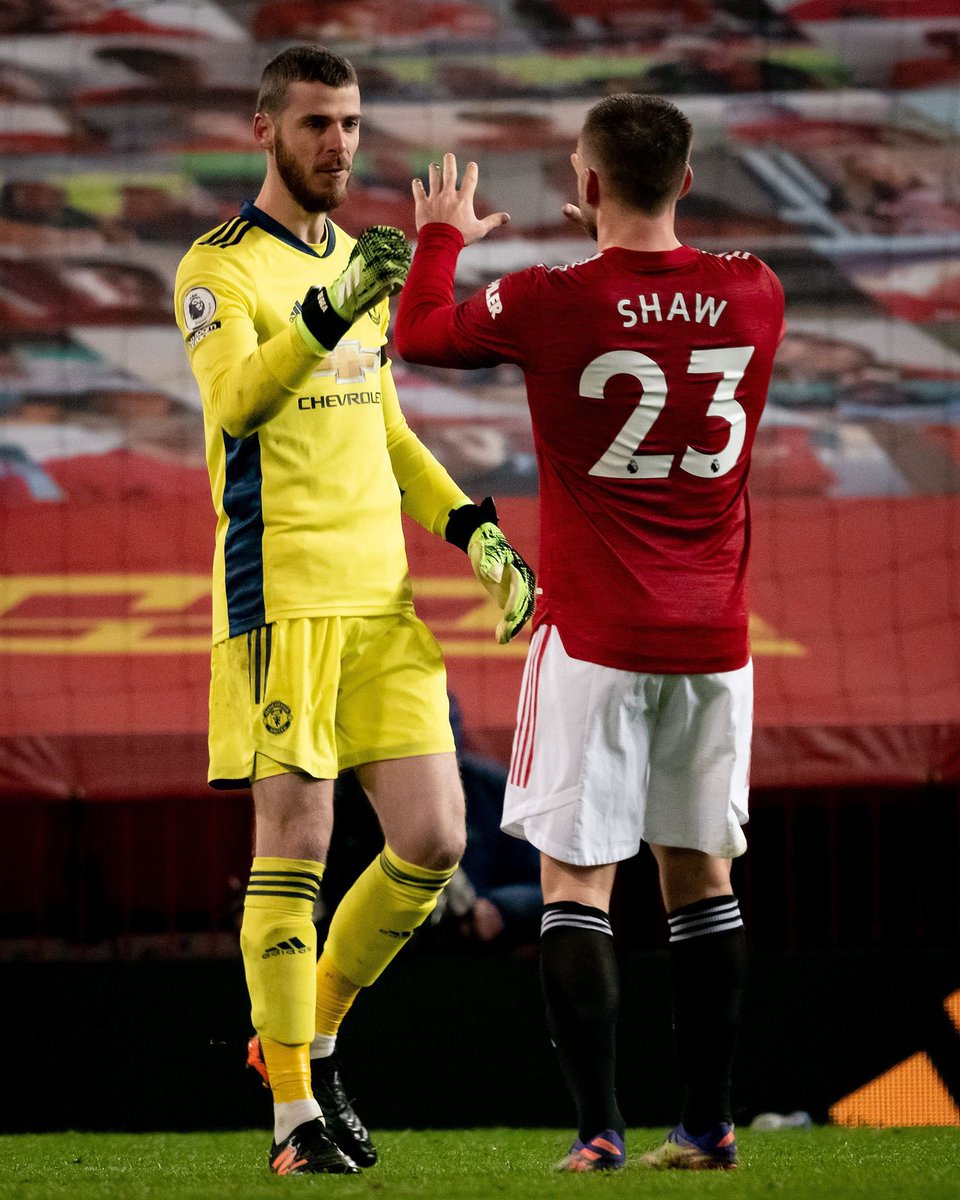 LukeShaw23's tweet image. An honour to play alongside you over the last 9 years. A United legend. Good luck in your next chapter, you will be missed ❤️ (but not your music 😅) @D_DeGea