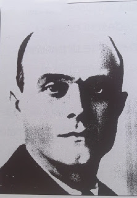 ANPIRomaPosti's tweet photo. Riconosciuto da un soldato tedesco che aveva salvato dalla fucilazione, #LiberoLeonardi, commissario politico dei "Lupi della Montagna", venne arrestato dai nazifascisti e torturato per 10 giorni. Il #14luglio 1944 venne fucilato a #Moie (#AN).Morì senza tradire i suoi compagni. https://t.co/YPji9CUPBh