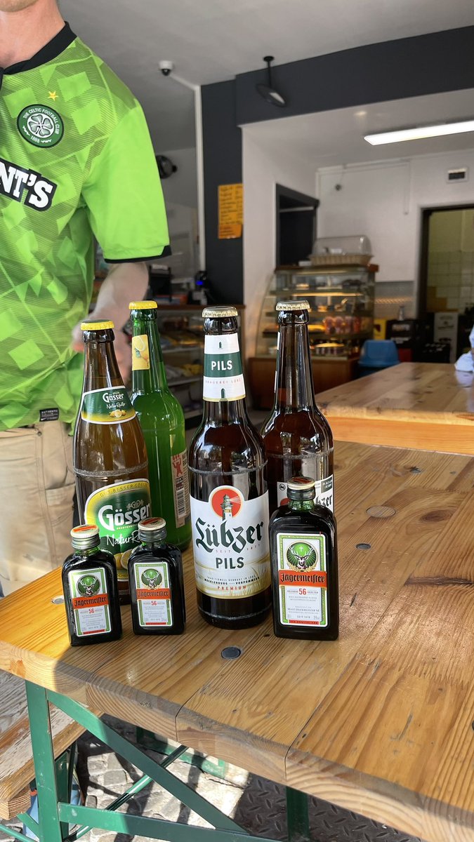 Berlin 🇩🇪🖤♥️💛