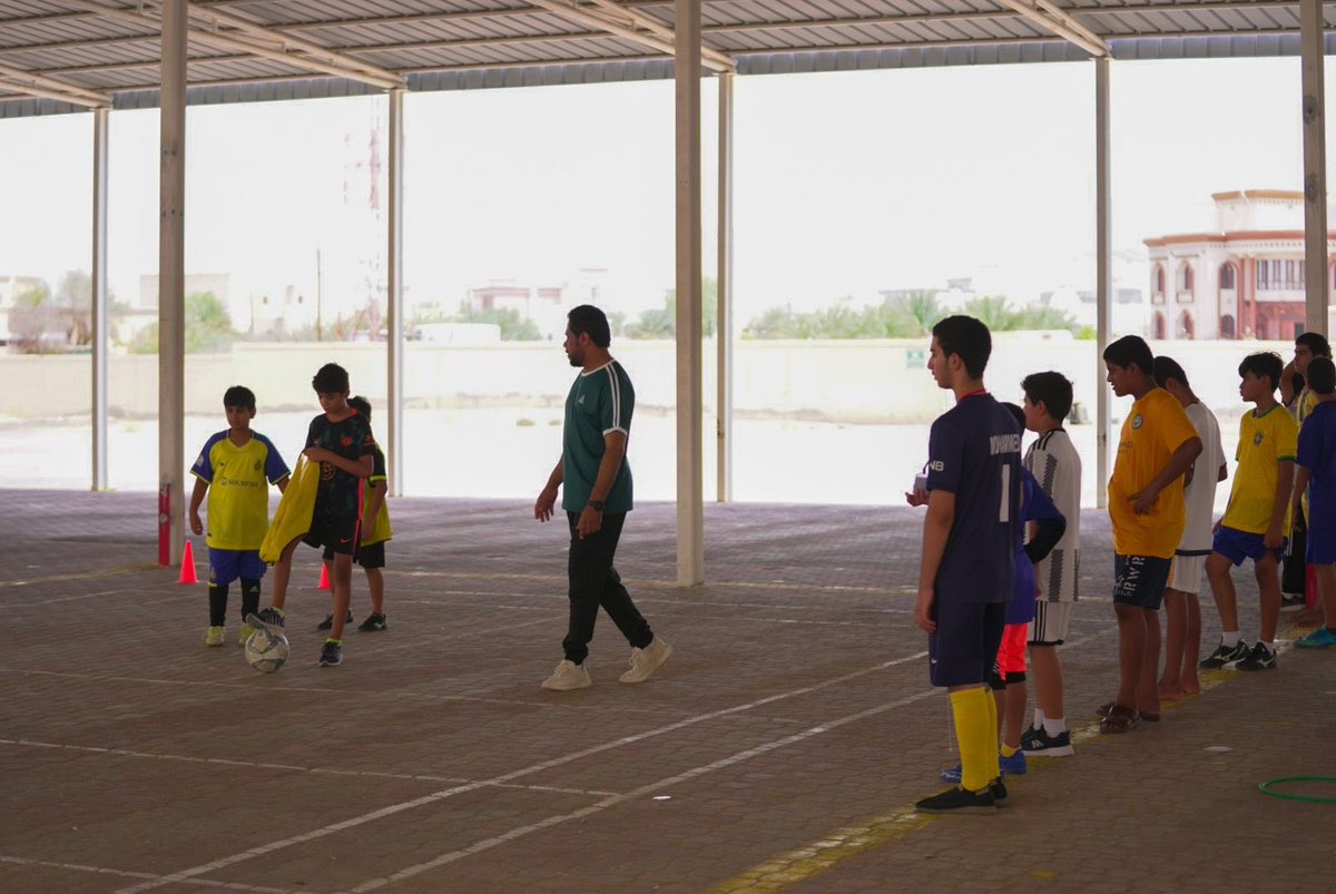 إنطلاق برنامج #صيفي_ريادة_بناء_الظاهرة بمركز الإمام سيف بن سلطان الصيفي من خلال عدد من الفعاليات والأنشطة الهادفة والمثرية للطلبة المشاركين وذلك بقيادة رئيس المركز الأستاذ : خالد بن عوض السكيتي ، ومساعد الرئيس الأستاذ : سلطان بن علي الشيباني.
راجين لجميع الطلبة وقت ممتع ومفيد.