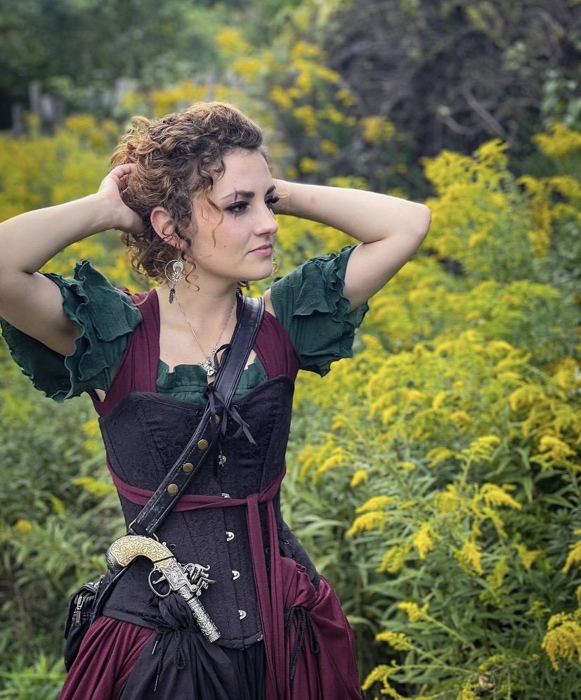 —; 𝗘𝗹𝗶𝘇𝗮𝗯𝗲𝘁𝗵 "𝗟𝗶𝘇" 𝗛𝗮𝗿𝗺𝗼𝗻.

𝙸. 𝚄𝚗𝚒𝚟𝚎𝚛𝚜𝚒𝚝𝚢 𝙳𝚛𝚊𝚖𝚊 𝙲𝚕𝚞𝚋.

𝙸𝙸. 𝙱𝚊𝚛𝚒𝚜𝚝𝚊/𝚂𝚝𝚞𝚍𝚎𝚗𝚝 𝙱𝚢 𝙳𝚊𝚢.

𝙸𝙸𝙸. 𝙳&amp;𝙳 𝙿𝚕𝚊𝚢𝚎𝚛 𝙱𝚢 𝙽𝚒𝚐𝚑𝚝.

𝙸𝚅. 𝙳𝙼 𝙵𝚘𝚛 𝙿𝚕𝚘𝚝𝚝𝚒𝚗𝚐/𝙸𝚗𝚏𝚘!