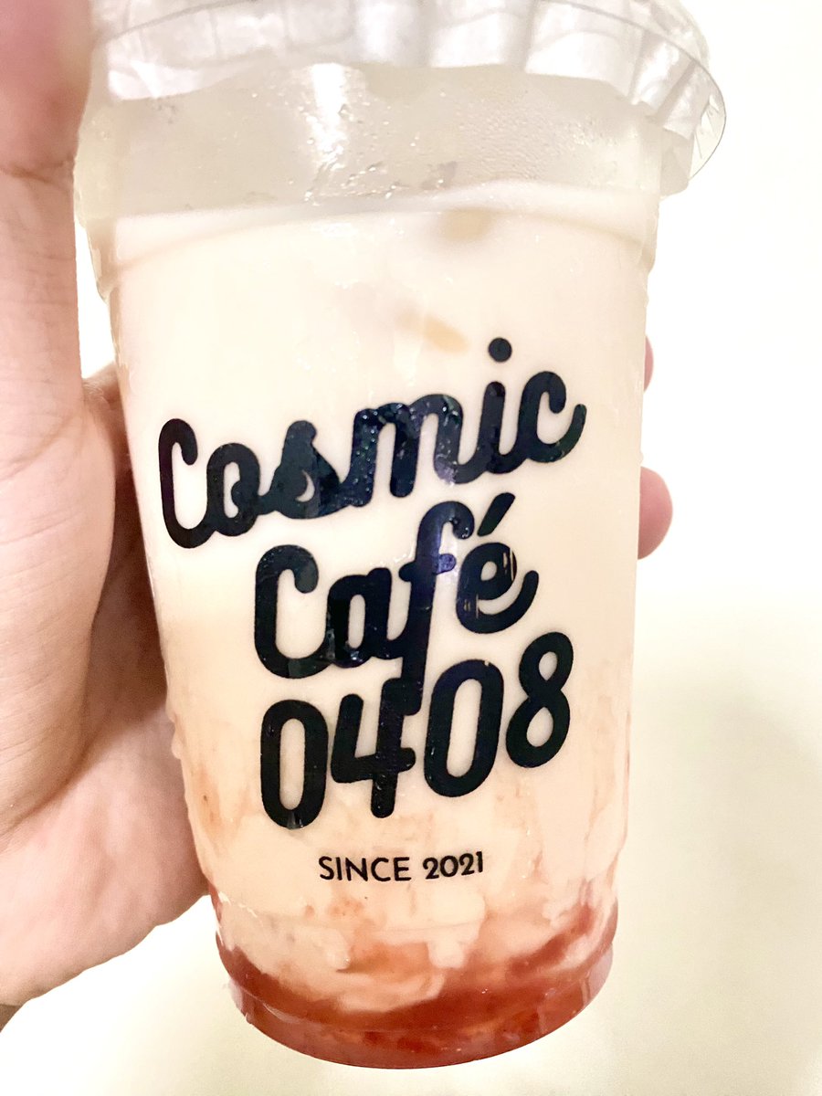 Thank you @cosmiccafe0408 for letting us try these thirst quenching drinks! 

Adding BAEKHYUN’s BERRY to my list of favorite! 😊