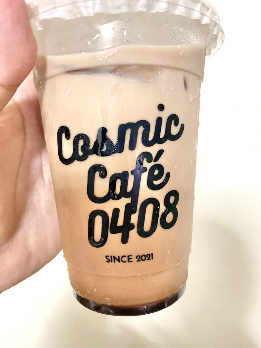 popxprint's tweet photo. Thank you @cosmiccafe0408 for letting us try these thirst quenching drinks! 

Adding BAEKHYUN’s BERRY to my list of favorite! 😊 https://t.co/J1QrDLHEeK