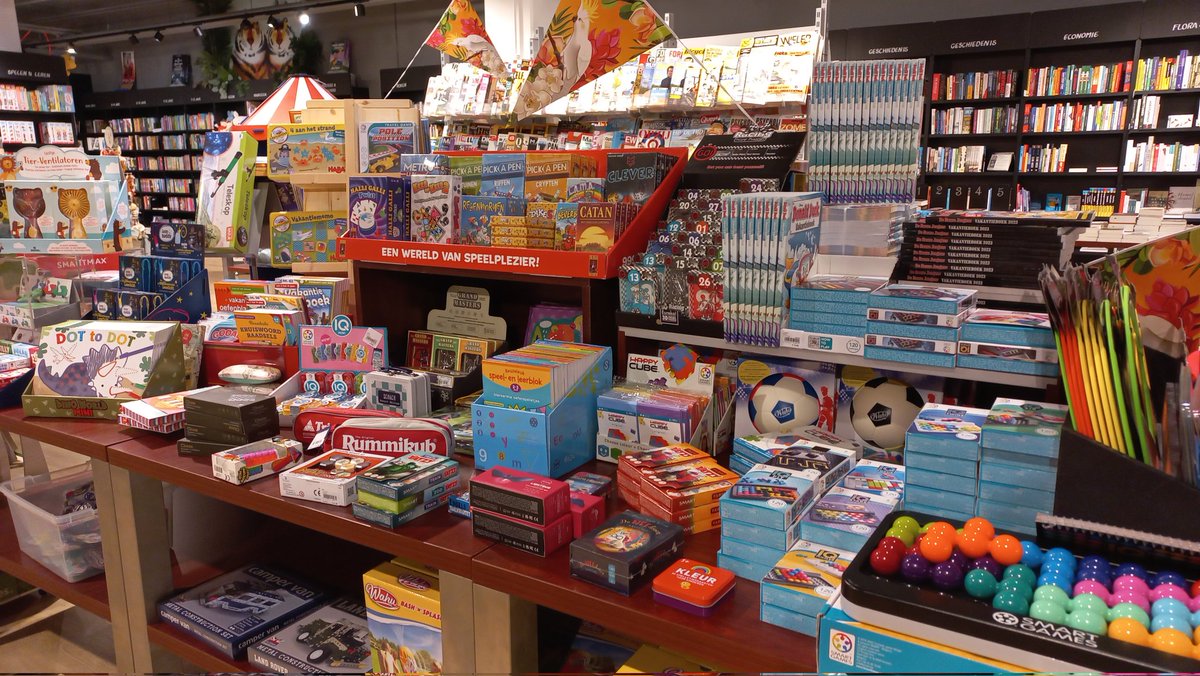 Haasbeekcentrum's tweet photo. We zijn vandaag open tot 17.00 uur!
Kom gezellig even langs. Onze vakantietafel is weer aangevuld! https://t.co/S36Xp8Tnej