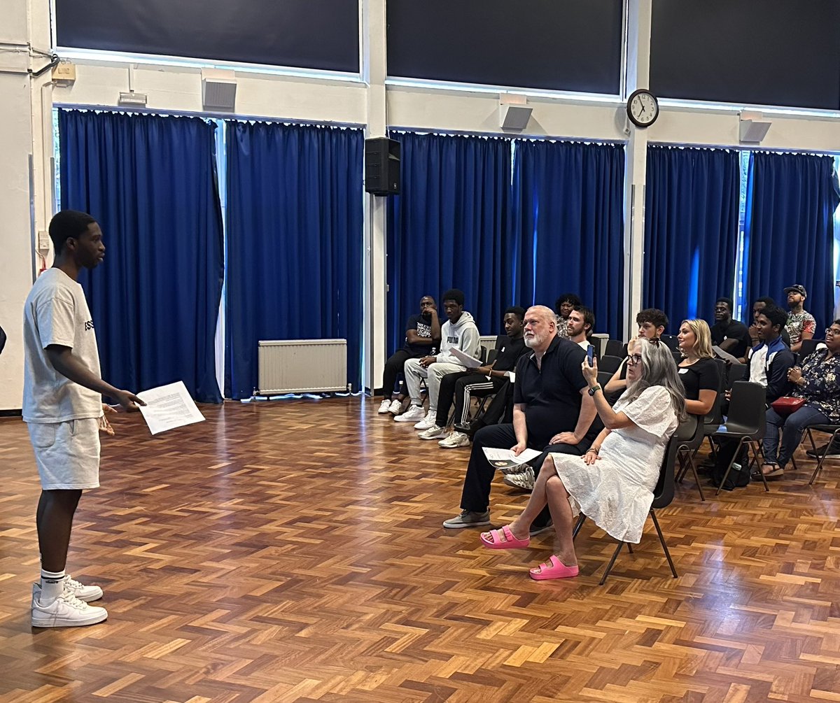 TalentINCUK's tweet photo. Great turnout at our London Auditions. https://t.co/4lseHvW4GV