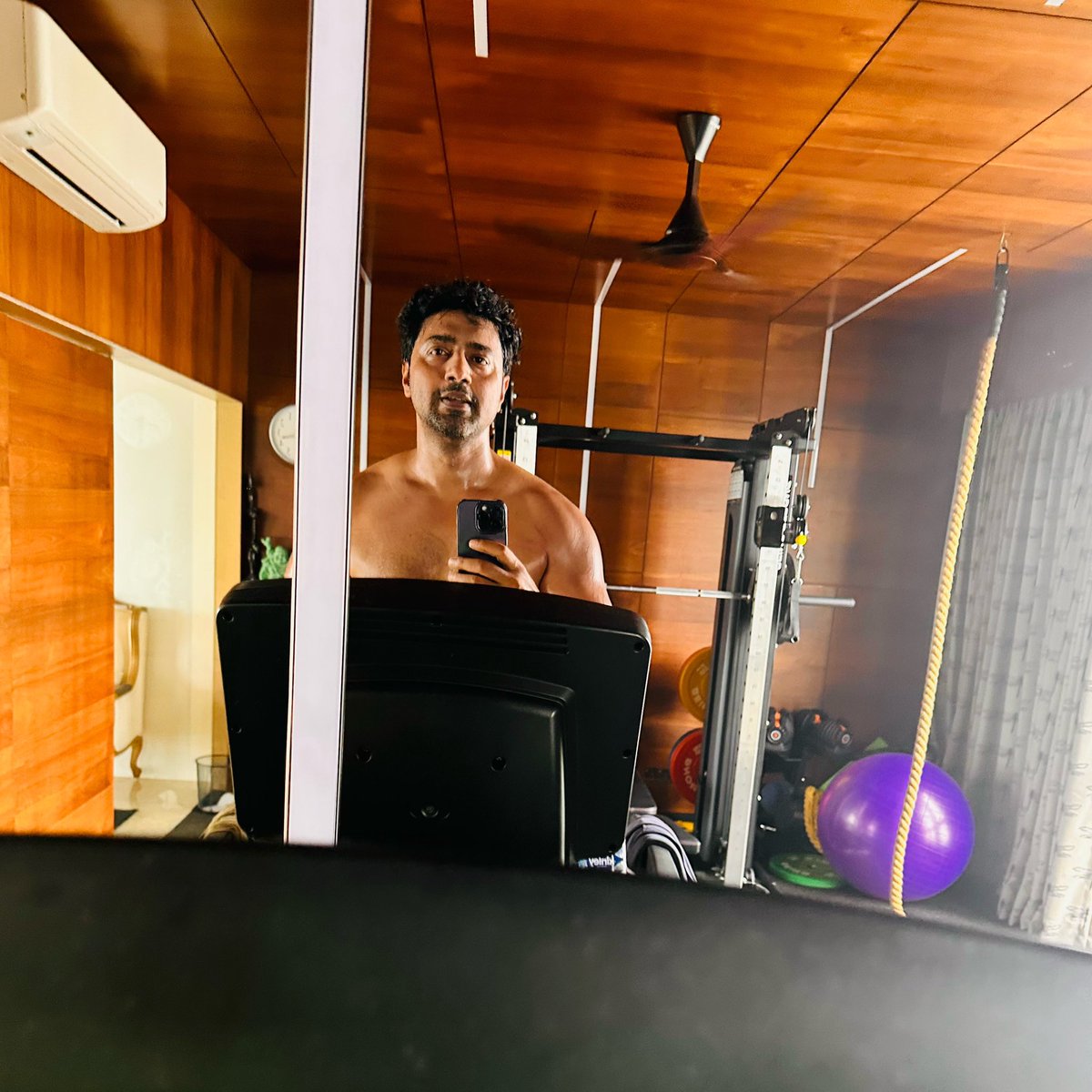 idevadhikari's tweet image. New Character, Calls for a New Transformation..
Getting ready for my next, which is my #Pradhan Priority! 😉😘