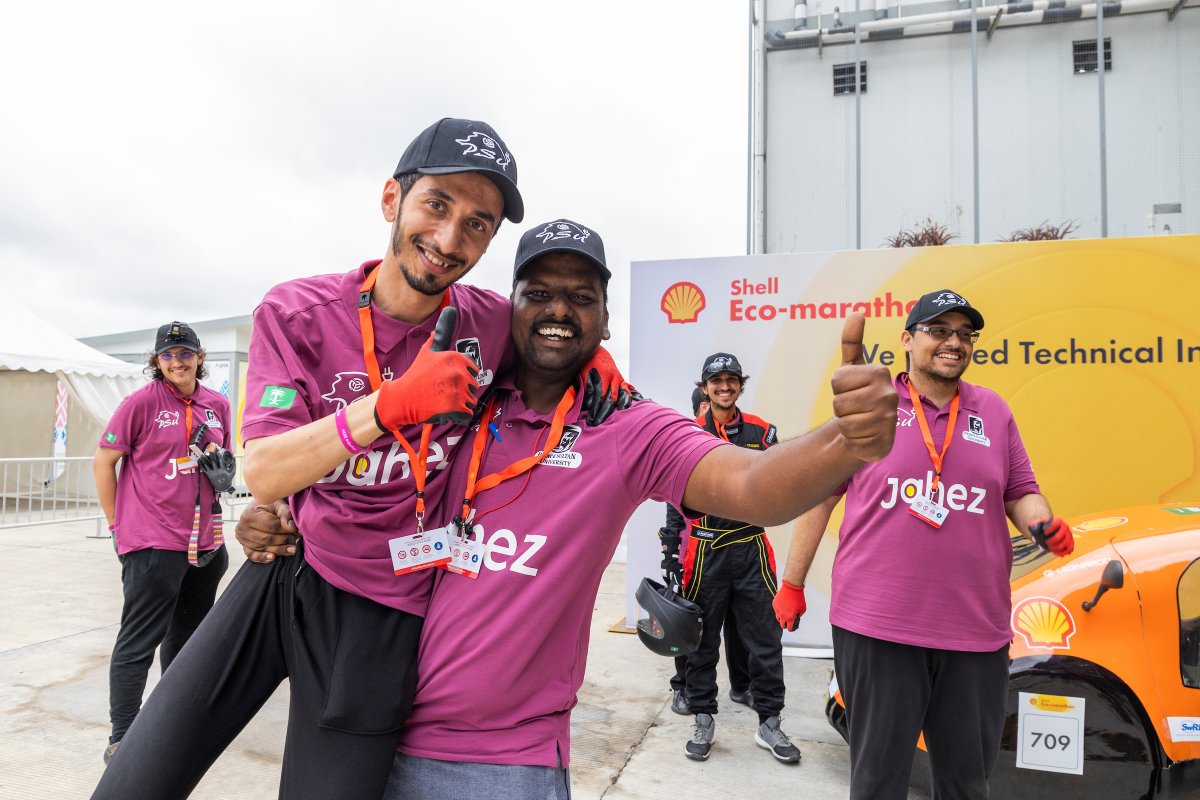 ShellMiddleEast's tweet image. What a week! Teams from across Asia Pacific and the Middle East designed and built vehicles to drive the farthest distance using the least amount of energy. Well done to the Middle East teams for all your hard work. See you at next year&apos;s #ShellEcoMarathon!