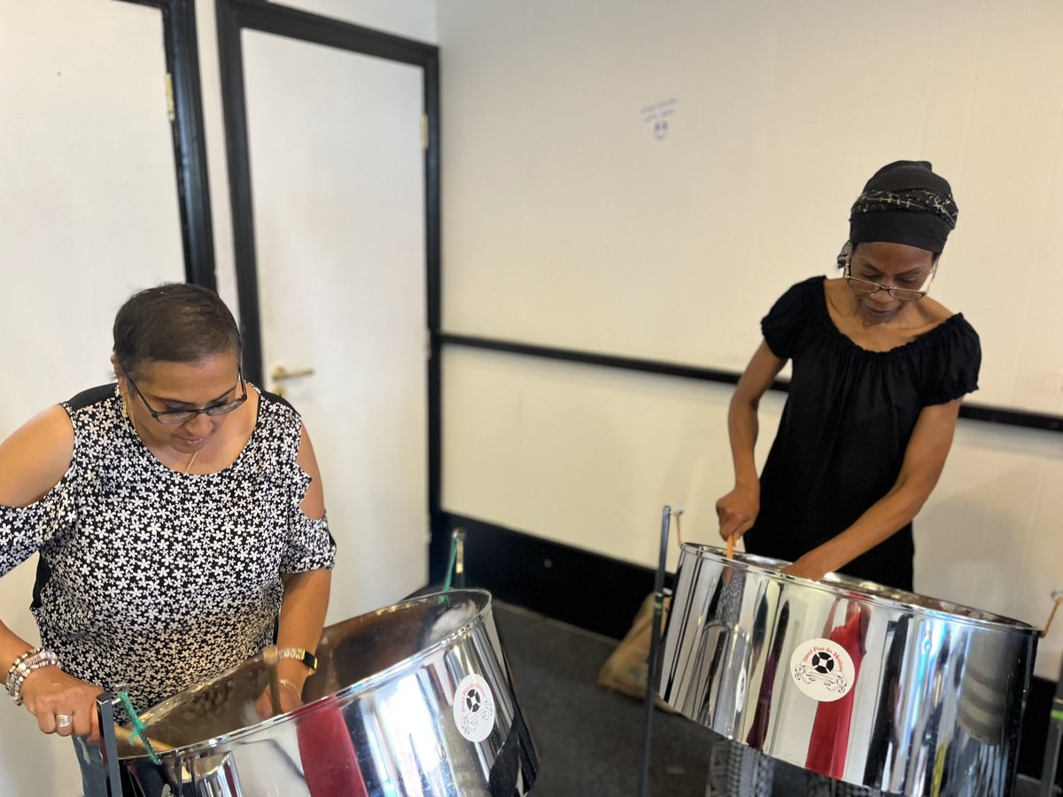 dewamusic's tweet photo. Songs coming together nicely for our beginners class 🎶 #SteelPanSundays
#BeginnersClass #SteelPan #Calypso #Music #SteelBand #SteelPanSchool #SteelPanClasses #SteelPanTutor #WadeAustin #Pannist #Caribbean #Culture #Trinidad #TnT #Trini #MentalHealthAwarness https://t.co/2gVHUY3lcB