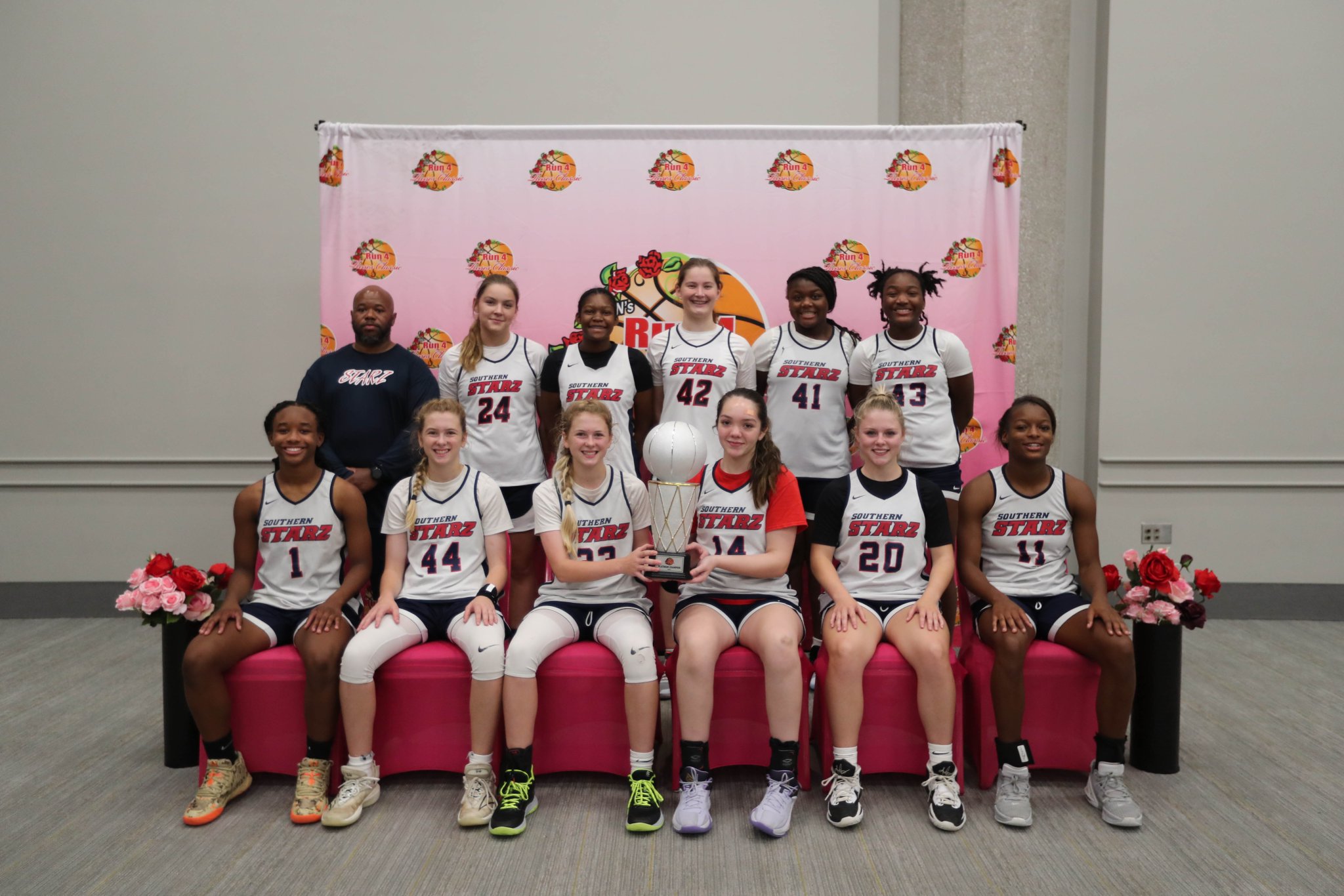 TFN's Run 4 Roses on Twitter "Your Run 4 Roses Classic, 2025 Indigo