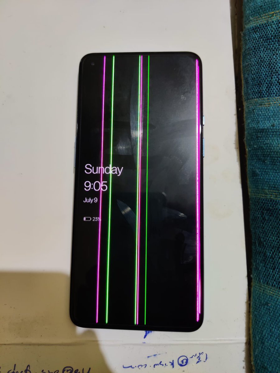 VineethV253's tweet photo. @OnePlus_IN @oneplus @OnePlus_Support I have OnePlus 9 5G and after the recent software update there is now a green line on the display. I checked on the internet and many users have faced this issue. Kindly help me to sort it out. https://t.co/zdg2lmiyjD