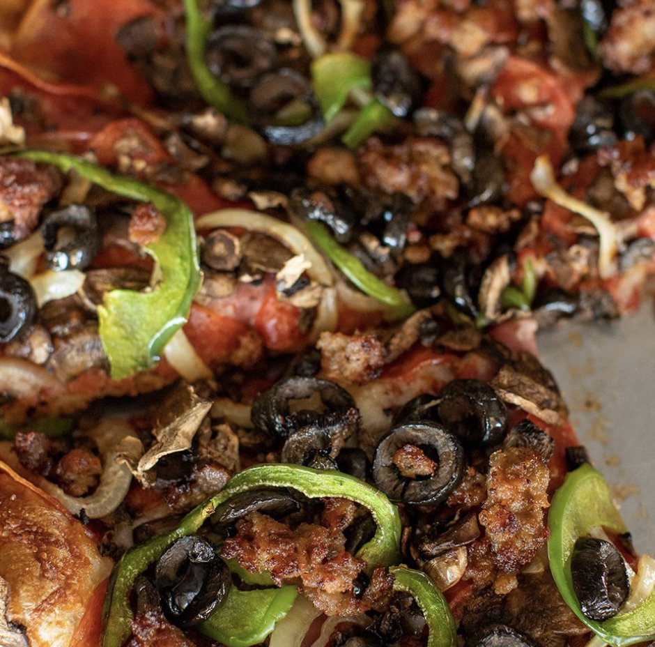 GiftAMeal's tweet photo. 🍕🎉 Welcome @PizzaFactoryInc to the GiftAMeal family! 🥳🎁 We are thrilled to have this beloved brand join our mission of fighting hunger and supporting local communities. 

#PizzaFactory #GiftAMeal #FightingHunger #SupportingCommunities https://t.co/frABPpooLu