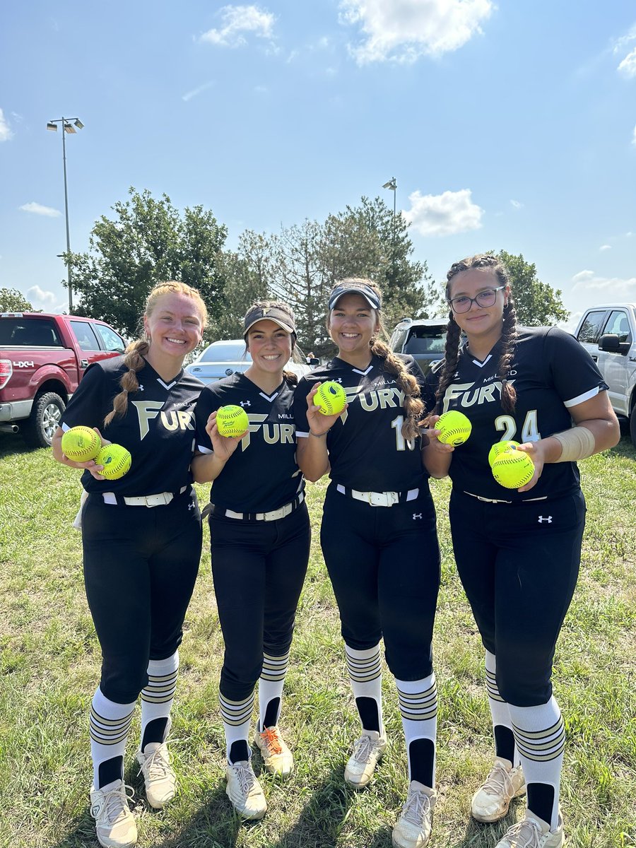 Fury Gold 18u - Santoni tweet media