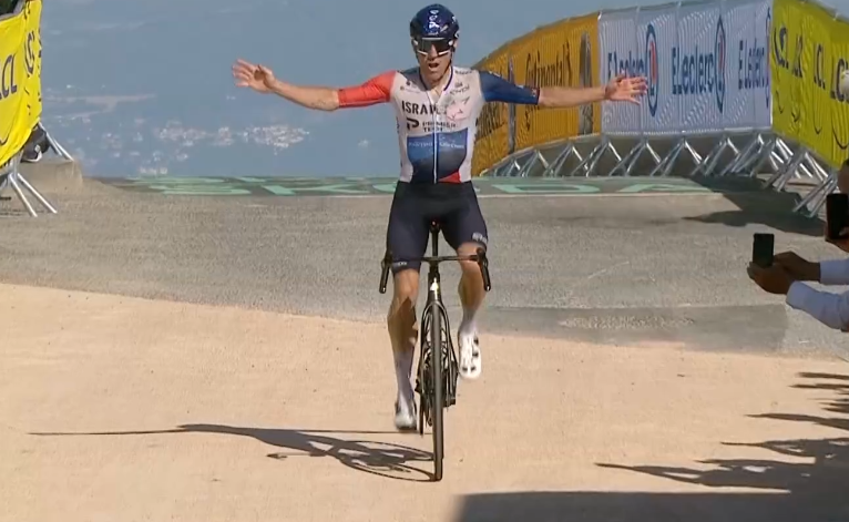 CanadianCycling's tweet photo. Michael Woods wins on Puy de Dome! The third Canadian to win a stage of the Tour de France! https://t.co/AHDN4E550u