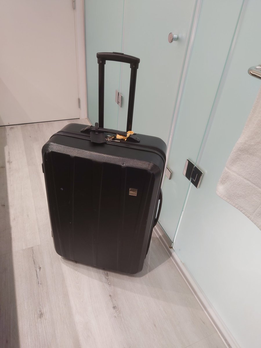 jbuchanan_ox's tweet image. Never been happier to see my case!#IHEA2023 #IHEA2023Congress