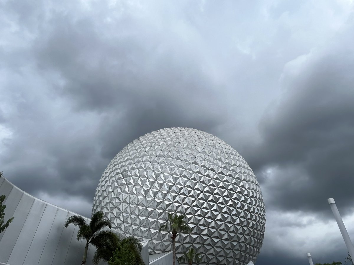 Happy #SpaceshipEarthSunday  Gotta love those afternoon storms!