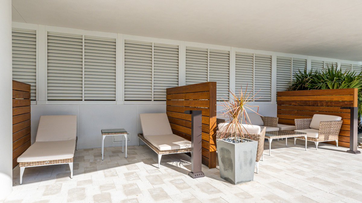Beachsidemanag1's tweet photo. Take a look at these amazing beach front vacation rentals at Ten35 Seaside. Wow, just wow! 😎
💻 https://t.co/AqpiTlUx0T
📞 941-203-8058
#sarasota #siestakeyrentals #siestakeybeach #siestakey https://t.co/GAjqlq3juZ