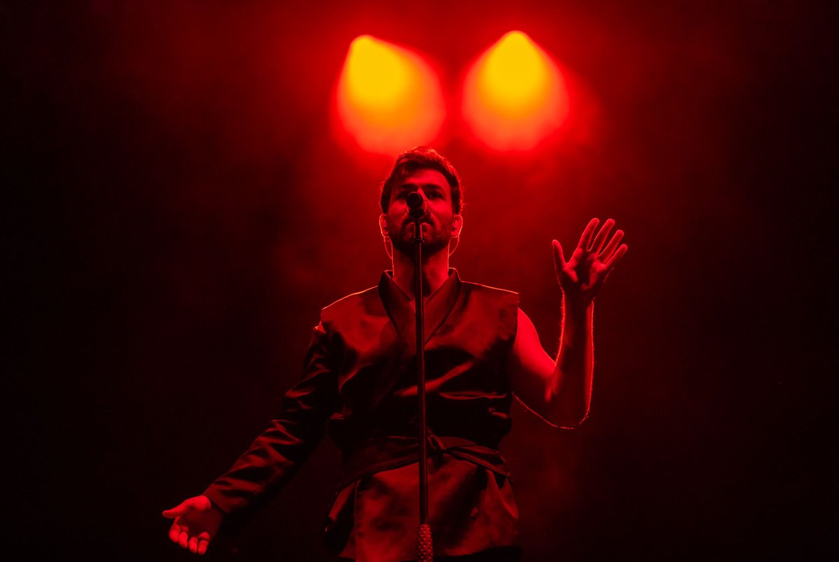 atlantic_pride's tweet photo. Penúltima sesión do #OrgulloDoNorte con @Gorllitox, @Laskaardistan, #KimMiller, @Agoney, #ElectraPaniculata, @vicco_music e @_lalaloveyou_ 🧜♂️🧜♀️ https://t.co/Qb9TuzQri3