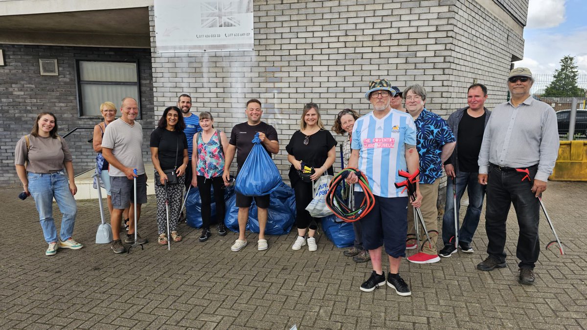 AllBrays's tweet photo. Great turn out today, thanks to all concerned, an hour litter picking followed by social meet-up at @2tonecafe.  Fly-tipping left behind bus stops end of Chandos Street (recurring issue) and Walsgrave Rd  reported to council. Next DBH litter pick - Sunday 6th August.. https://t.co/XQCVwbgKZF