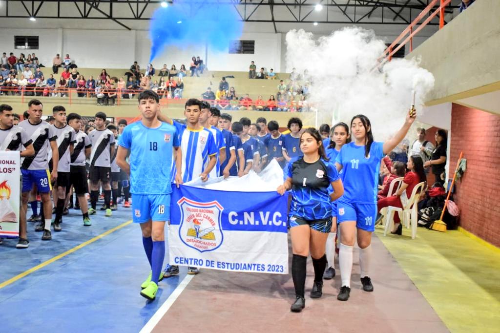 VictorHForneron's tweet photo. Acompañamos con gran entusiasmo la 1ra edición de la Olimpiada Estudiantil del Sur Mayor Martínez 2023, en la que participan 16 instituciones del Ñeembucú. Actividad desarrollada en el Polideportivo Municipal de Mayor Martínez, https://t.co/96ayXjrIhj