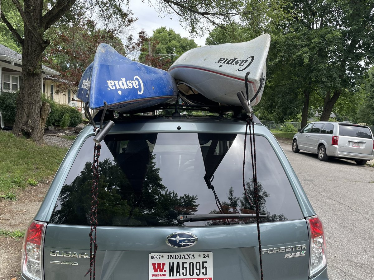 YangHoff's tweet photo. Going on my first adventure in the #Suburu #Kayaking #Kayak #Indiana #WhiteRiver https://t.co/EkXSHpi3sp