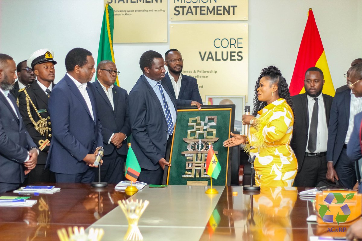 KwameJudah's tweet photo. We express our heartfelt appreciation to H.E @HHichilema for taking the time to visit one of our subsidiaries and for acknowledging the efforts of the @thejospongroup in revolutionizing waste management and recycling in Ghana.
#JOSPONG #WasteRevolution #LeadingTheChange https://t.co/VaD5vuvpQJ