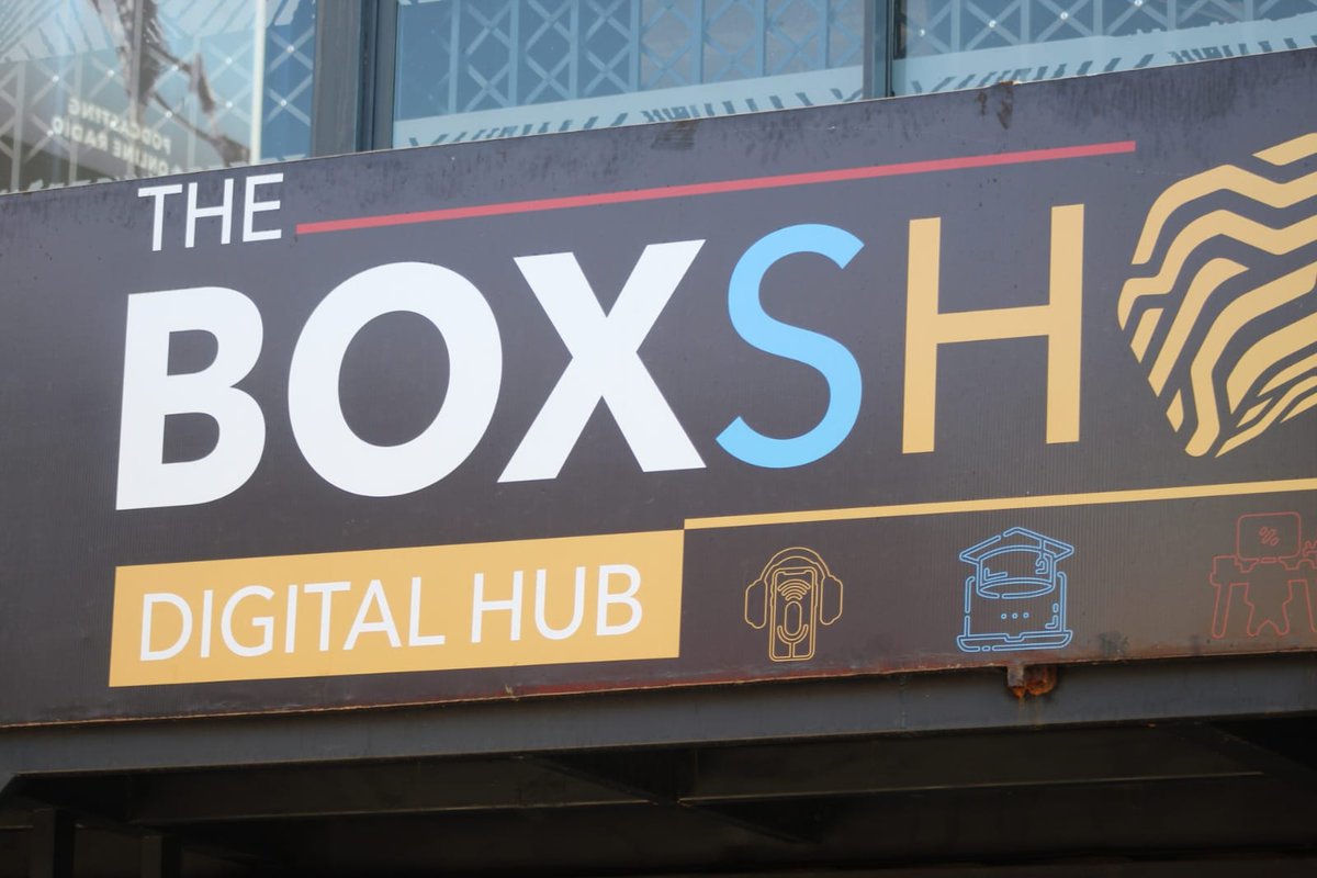 theboxshopl's tweet image. 📢📢📢📢We are pleased to announce the appointment of @LesegoMolotsi of @hustle_central as Podcasting Programme Director and Associate. We can&apos;t wait to share some of the unconventional story telling podcasting series in the next couple of months.
