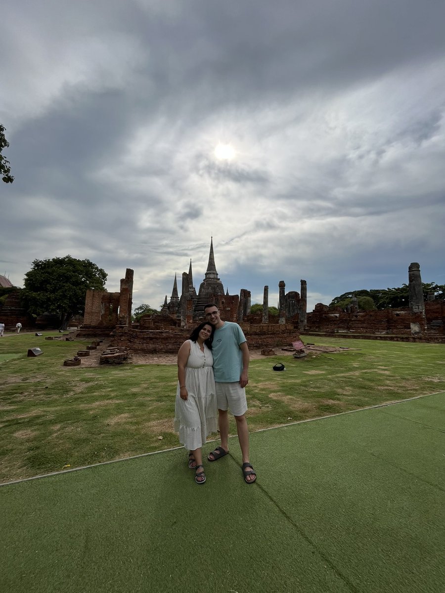 maitanecerrada's tweet photo. Train market, floating market and Ayutthaya 🫶🏻 https://t.co/fhqRHCmZOI