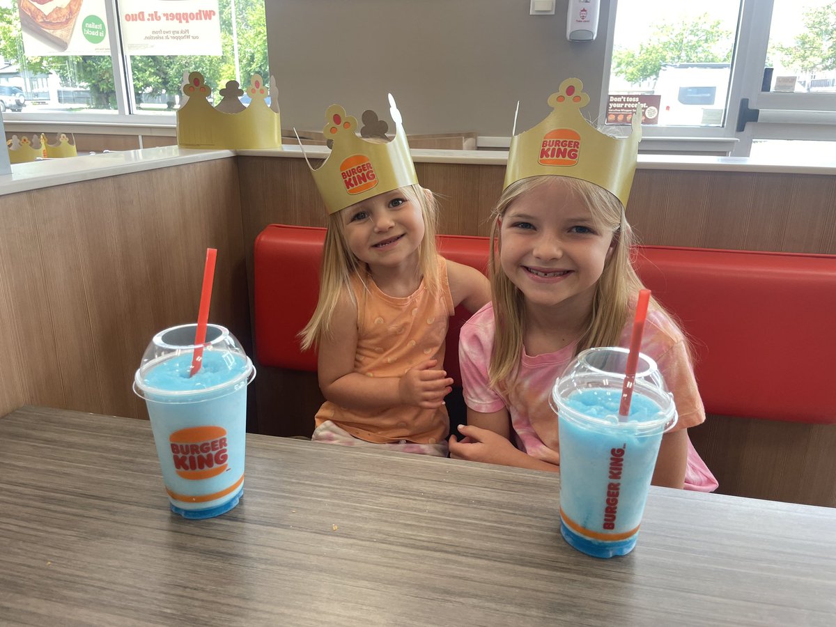 ash_self's tweet photo. Thanks @BurgerKing for a delicious pit stop on our way home! Our girls LOVED the new Fanta Icees! https://t.co/s9hj963eec