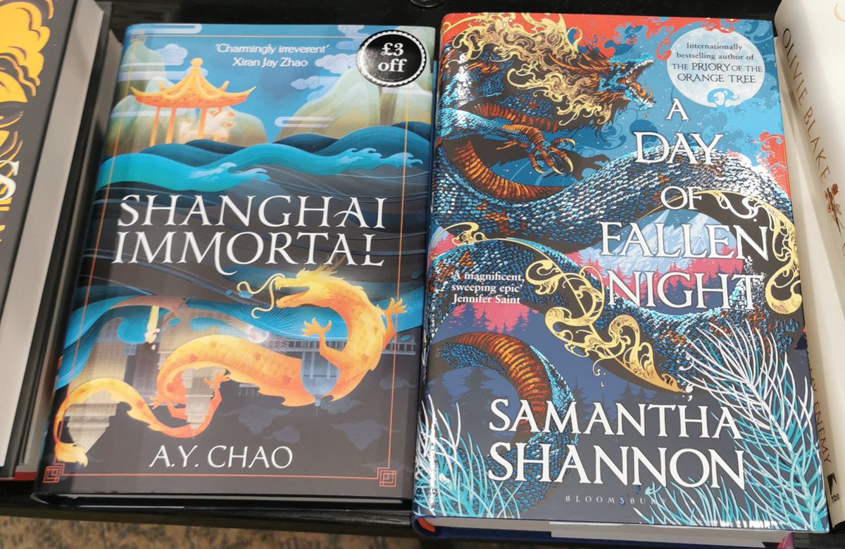 RachMc1984's tweet photo. Popped into @WaterstonesHudd with @ByWordAndStitch hoping to find @ay_chao debut book and between us bought 3 copies of Shanghai Immortal  #bookpresents #ShanghaiImmortal 🧛‍♀️🦊 https://t.co/kfdi4lCNut