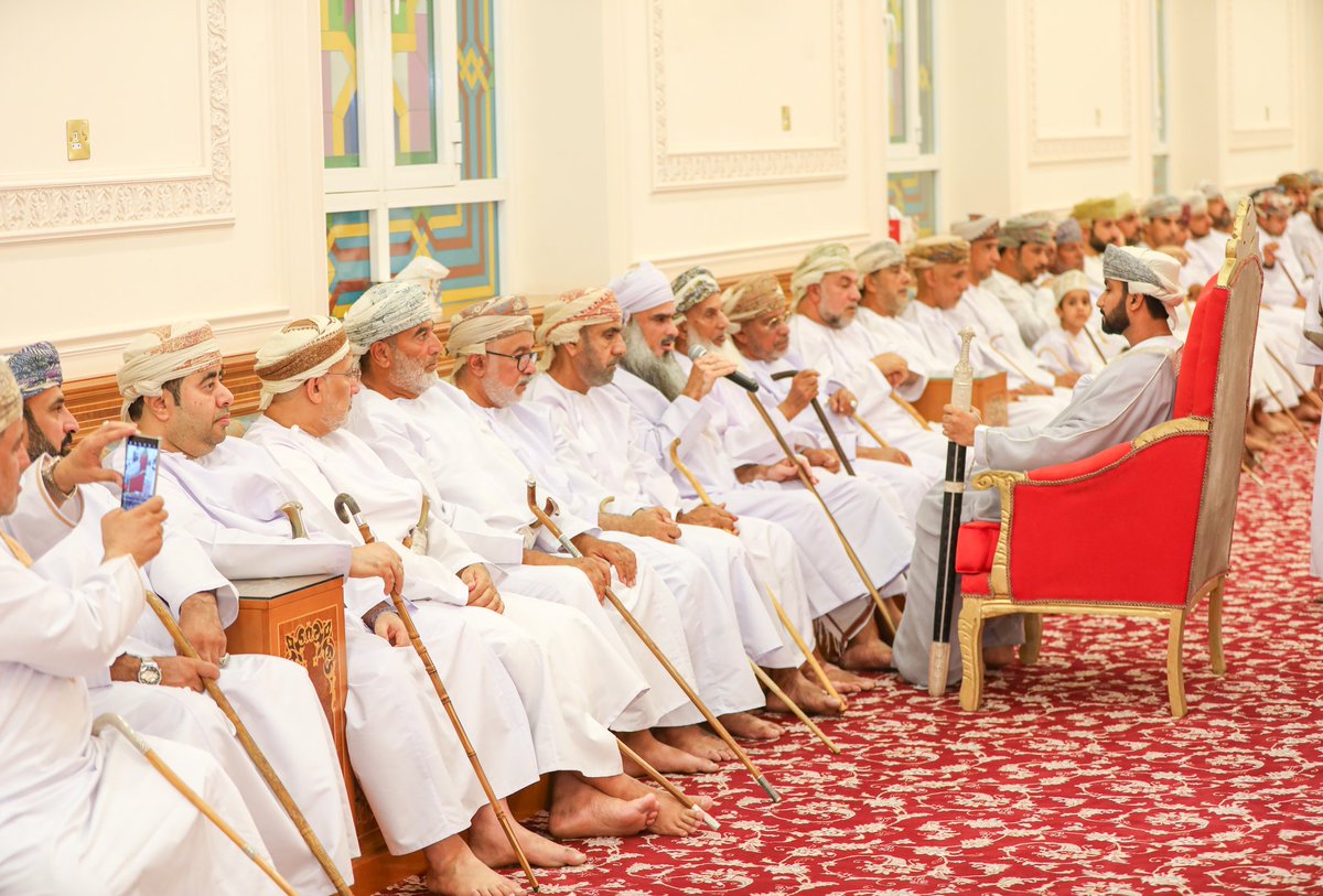 AlmawaliMsh's tweet photo. تم مساء الجمعة الماضي عقد زواج إبني الجلندى وسط حضور لفيف من الاهل والاصدقاء وذلك بمجلس العام ببلدة افي وادي المعاول . نسأل الله ان يبارك في زواجه ويرزقه الذرية الصالحة . https://t.co/g0tPcqFEf0