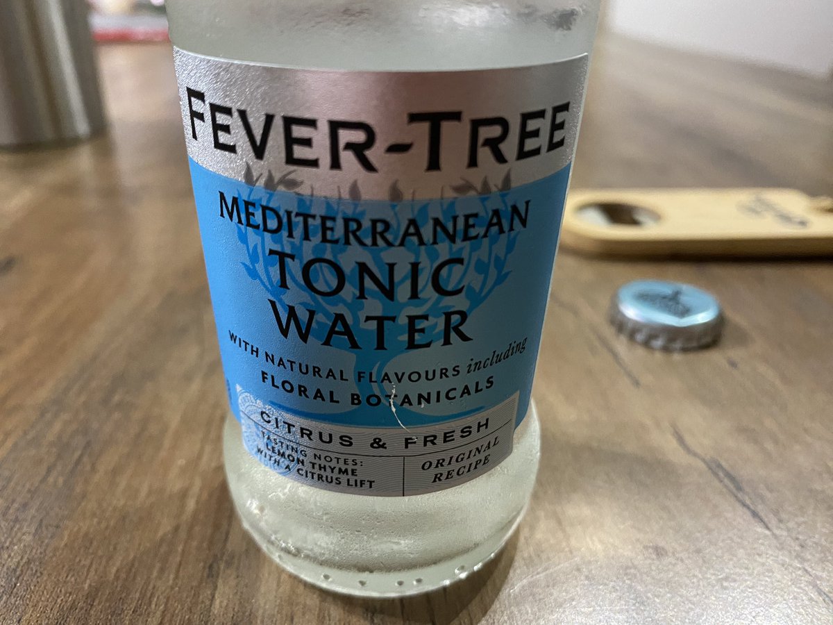 gt_mamoru's tweet image. 今日はソフトな感じで〆
美味しいやん😌👍
ボンベイで割ったら絶対美味い😋
#fevertree 
#fevertreetonic
