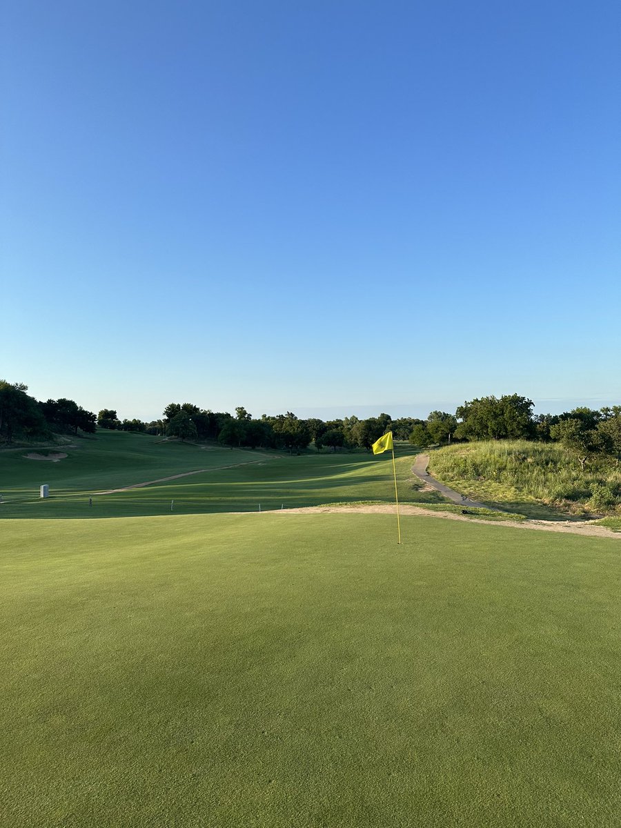 Had a absolute blast at <a href="/BSpringsGolf/">Boiling Springs Golf</a>  highly recommend for the price, layout, and views. @JW_BSGC has done an amazing job and I can’t wait to be back already!