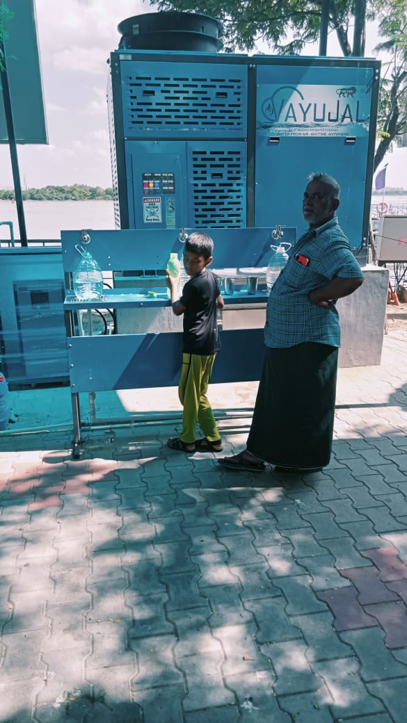 group_pradeep's tweet photo. A @Vayujaltech installation, 1250 litres per day, at Muttukadu Boat house near Chennai. A great effort by
@rameshsoni2100.
Please visit https://t.co/C0kcRik3YX

@iitmadras @PradeepT_IITM
#water #cleanwater #indianstartup #MakeInIndia  #Innovation https://t.co/WVnrWs6X3e