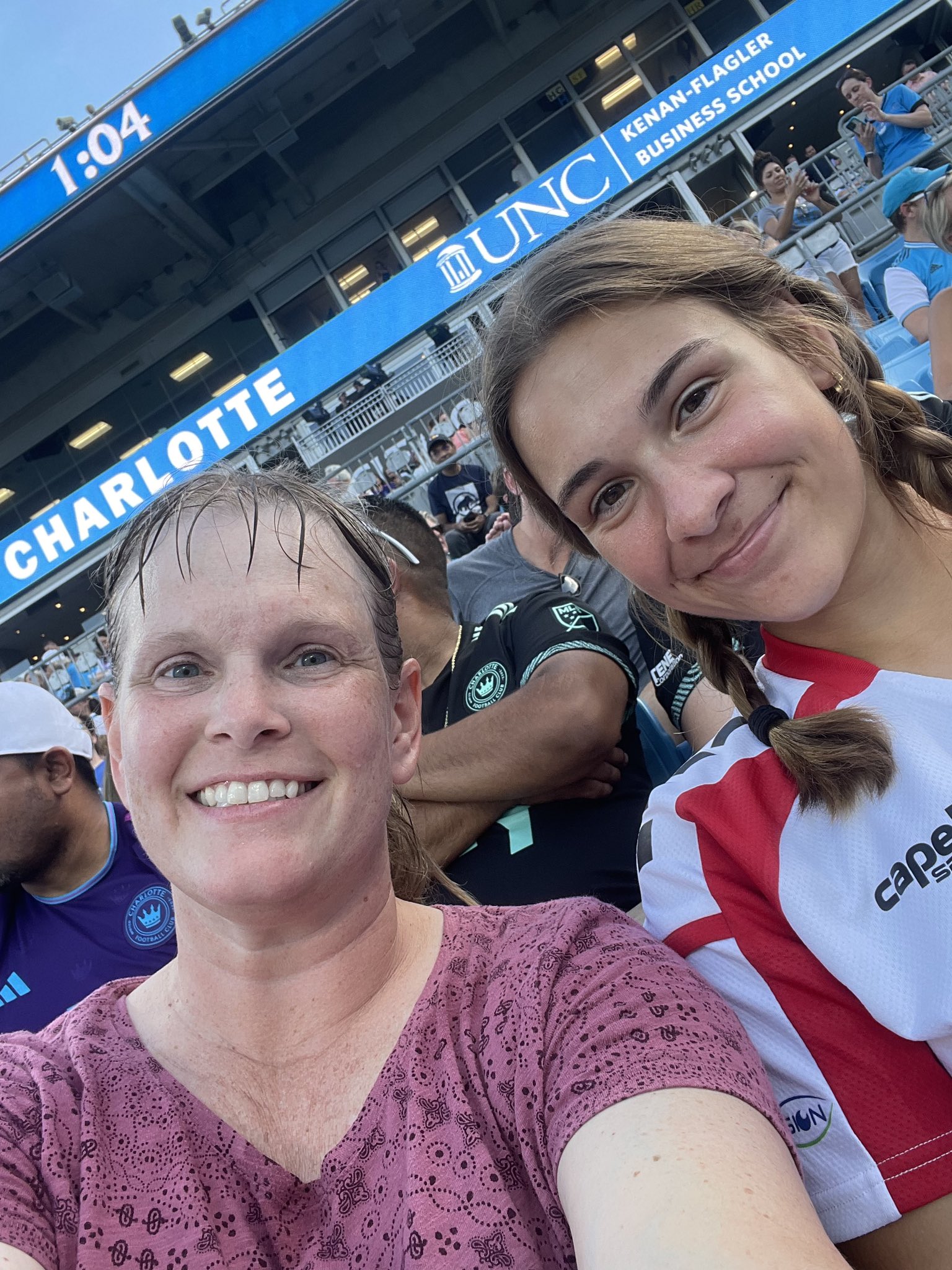 Laura Stroud on Twitter "Fan for a day https//t.co/cBfeKz78J9" / Twitter