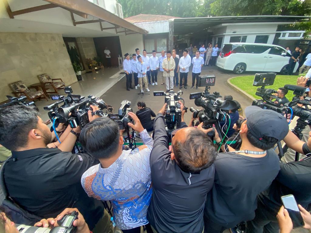 AYudirianto's tweet photo. #GusIminkuncipilpres
#MuhaiminIskandar https://t.co/XRF01qQkJx