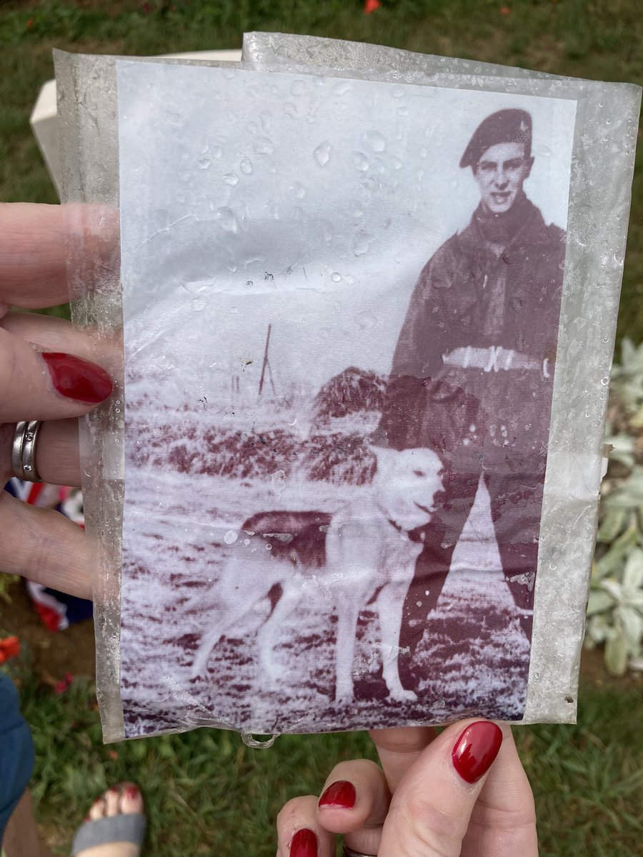 elliottofhook's tweet photo. Saw this tweet last month and knowing that we would be visiting the area set out to come an pay our respects on behalf of all my animal welfare friends and colleagues. RIP โpara-dogโ Glen ๐ช ๐ถ #AnimalsInWar #TheyHadNoChoice https://t.co/MS1obOZZ8t