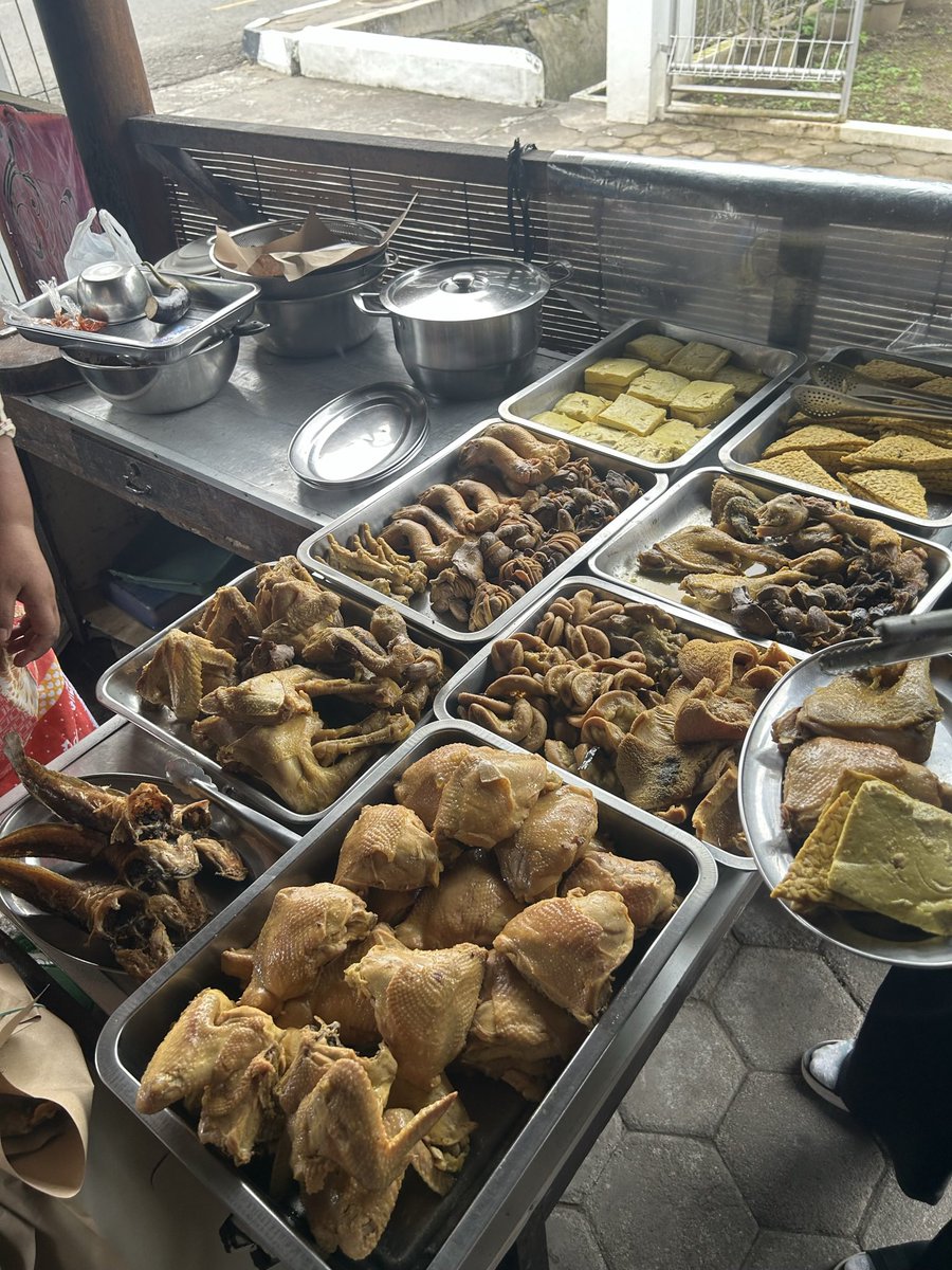 Dadad Sesa tweet media