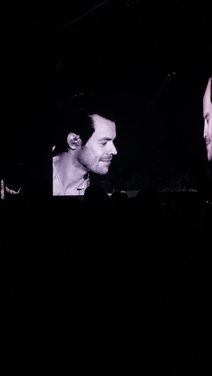WTF THIS MAN IS REAL?! BEST NIGHT EVER BRO #HSLOTVIENNA
