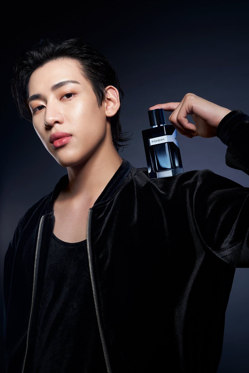 bambamitalia's tweet photo. Vai oltre i tuoi limiti osa affrontare nuove sfide con fiducia.Sfida ogni limite con BamBam e Y EAU DE PARFUM 💙 Perfetto con profumi aromatici tagliati con sentori agrumati e legnosi. con un design di bottiglia di vetro nero che sembra lussuoso Puoi essere fiducioso ogni giorno https://t.co/FJhZDnyR4N