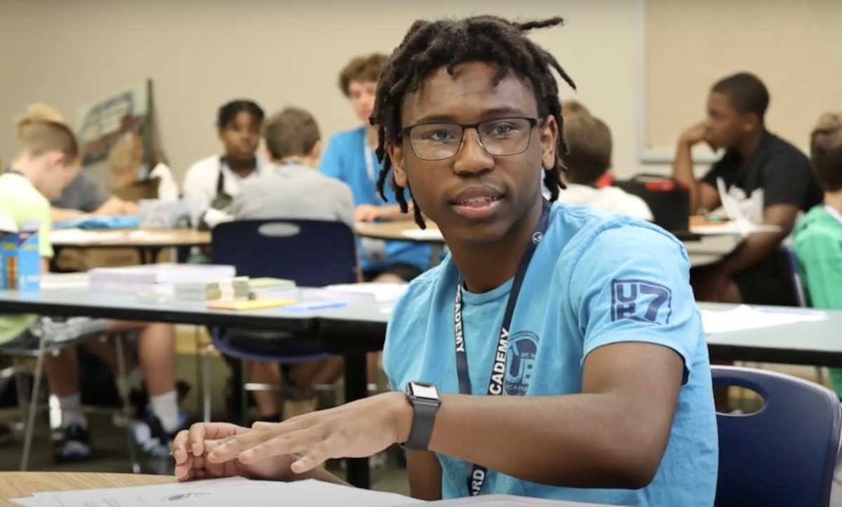 sluhjrbills's tweet photo. We enjoyed another successful summer of Upward Bound, highlighted by discovery, growth and lots of fun. Thanks to our teachers and learning coaches who enriched the experience for our young students. #SLUHSummer
π½οΈ https://t.co/lWrbCMuBPv https://t.co/dqSrUxxcGf