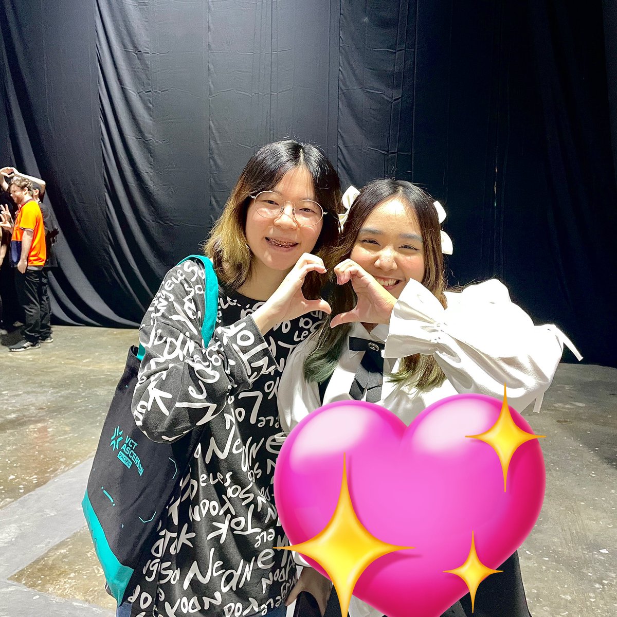 honeylunarx's tweet photo. น่ารักที่สุดในใจพ้ม 🩷___🩷 ติดตามพี่จินตั้งแต่ป.3 อยากร้องไห้อะ เห้อ https://t.co/8jFTREFxIg
