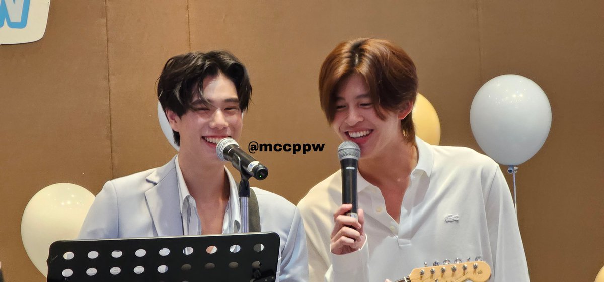 mua cơm cho PondPhuwin 🧡🤍 tweet media
