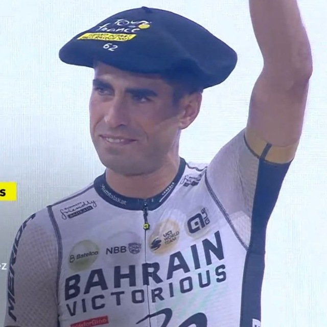 Qué prefieres?

🔁: Una noche con Lia Sikora
❤️: Que Landa gane una etapa en le #TdF2023