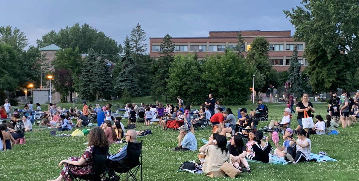 cjndg's tweet photo. Plus de 300 personnes ont apprécié le film jeudi dernier.   More than 300 people attended our Thursday presentation.    
The high heat, power failure and stormy skies didn’t stop the show. Next movie  on Thursday July 13th at Benny Parc https://t.co/dpaknvwR6g