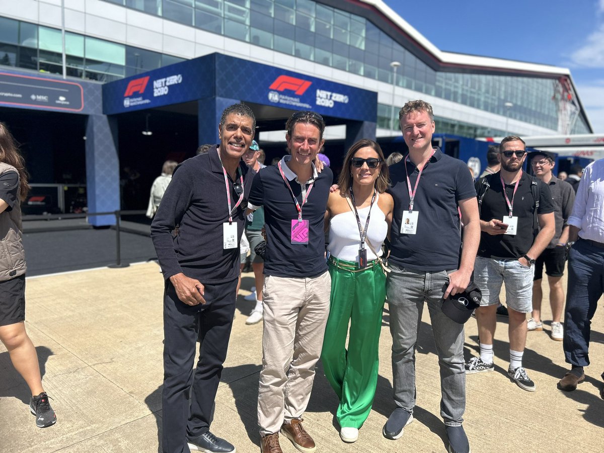 Chris Kamara tweet media