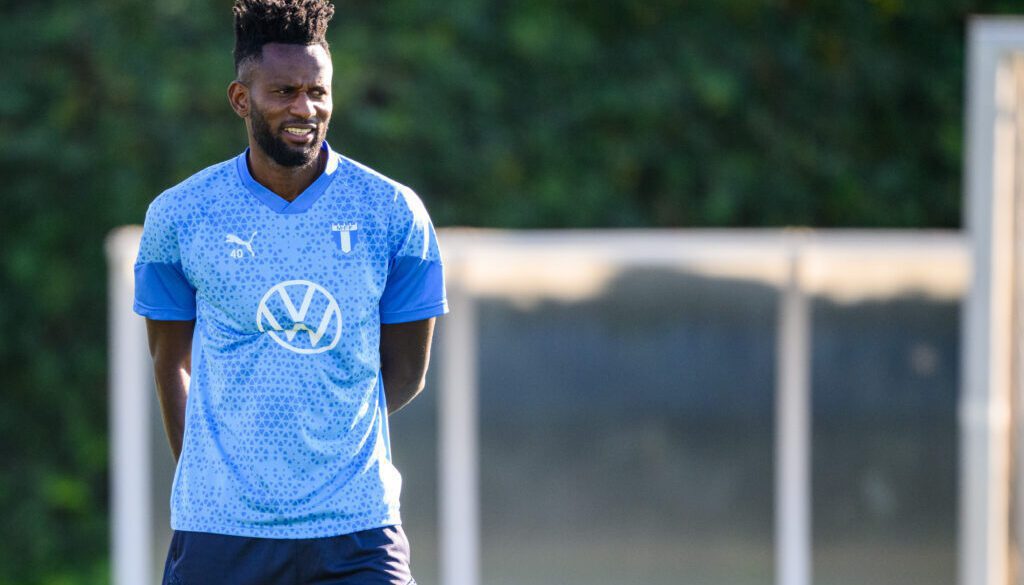 AfricaSofficial's tweet photo. Ghana midfielder Emmanuel Lomotey joins Cypriot side Ethnikos Achna on loan https://t.co/SYUkndWXiY https://t.co/6dILJSckEW
