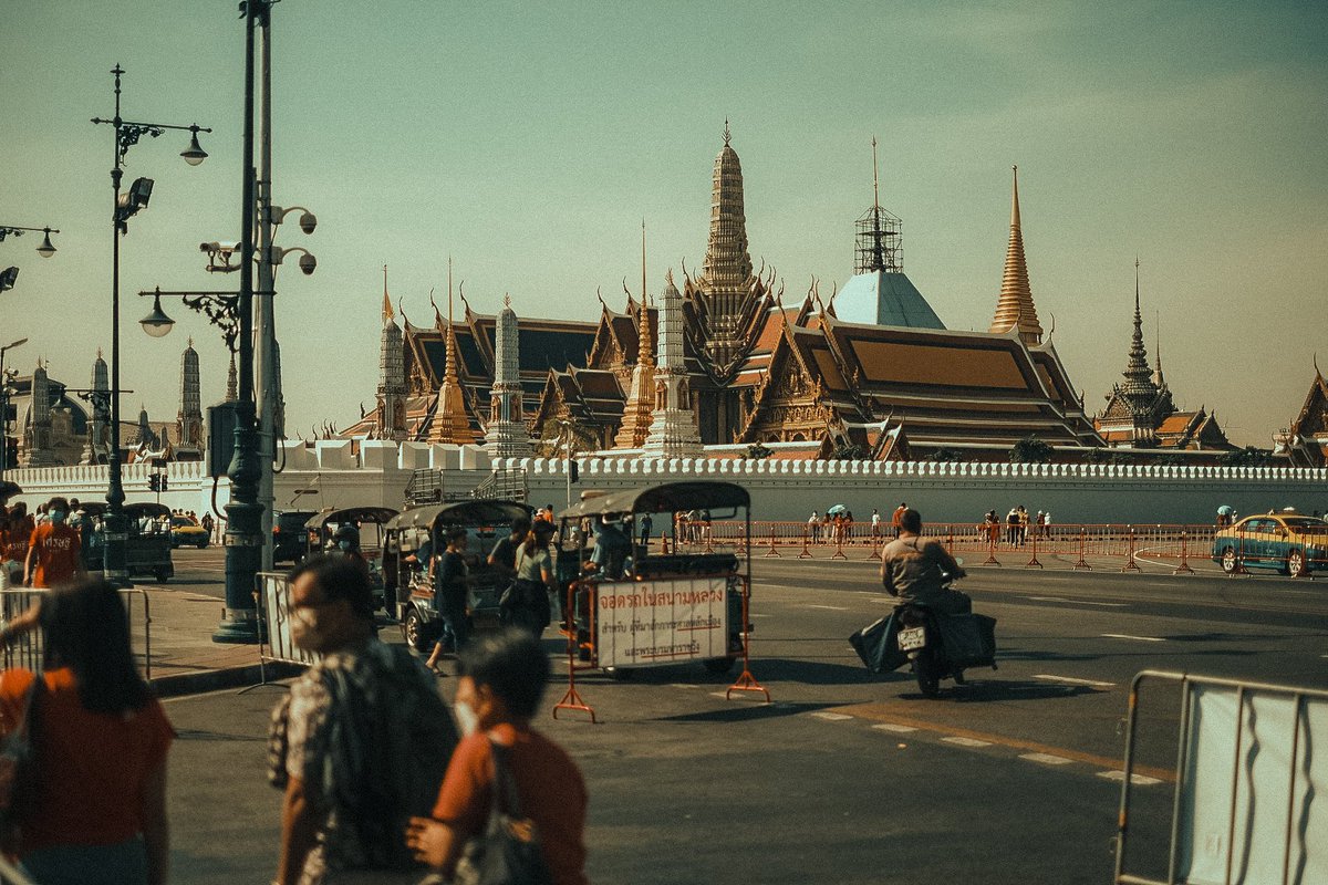 yong_kc45's tweet photo. ไม่มีใคร “ฉลาด” โดยปราศจาก
การไม่รู้จัก “ความโง่เขลา” มาก่อน https://t.co/ALxqDWxnsI