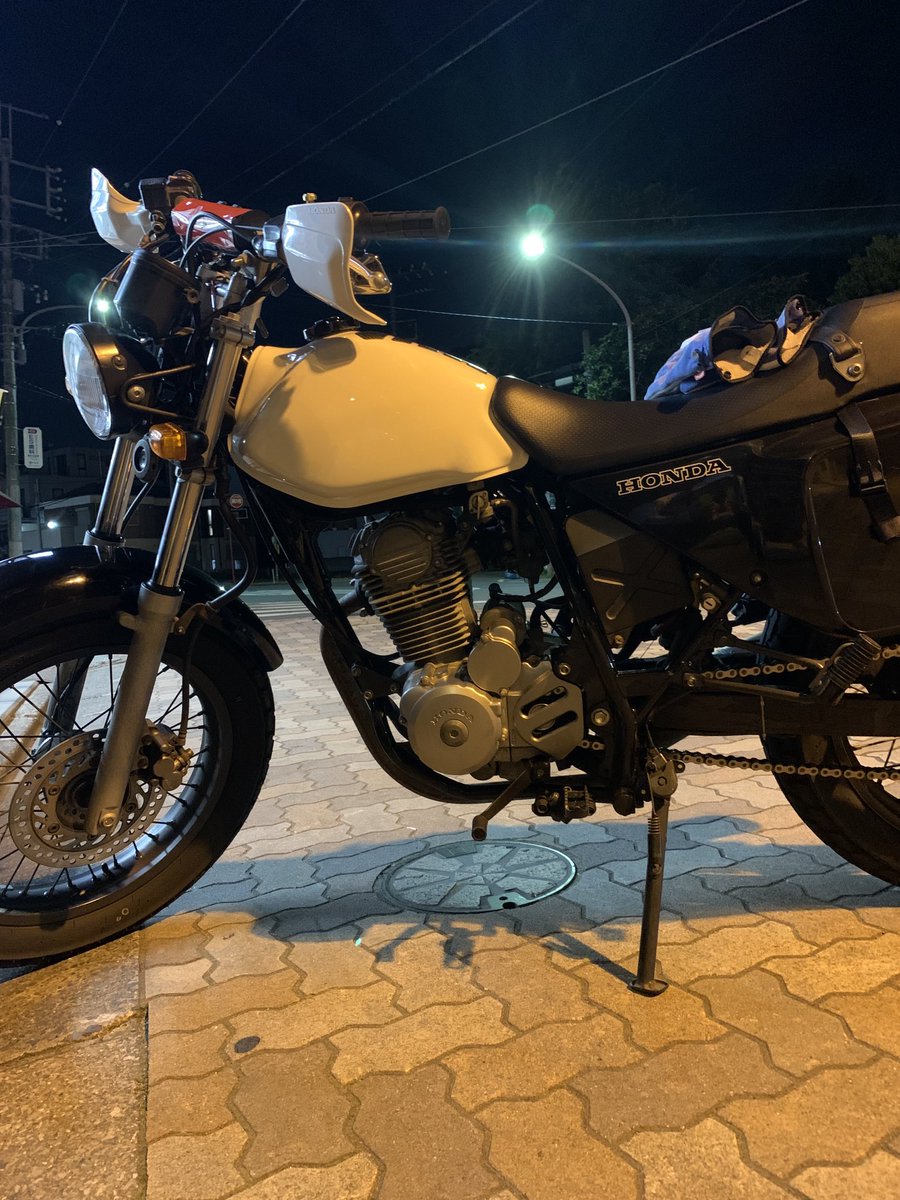 ryoskydunk's tweet photo. #心地よく
#HONDA
#FTR223
#安全運転
#夜風良感
#ベイエリア https://t.co/ZrIHlr3kfA